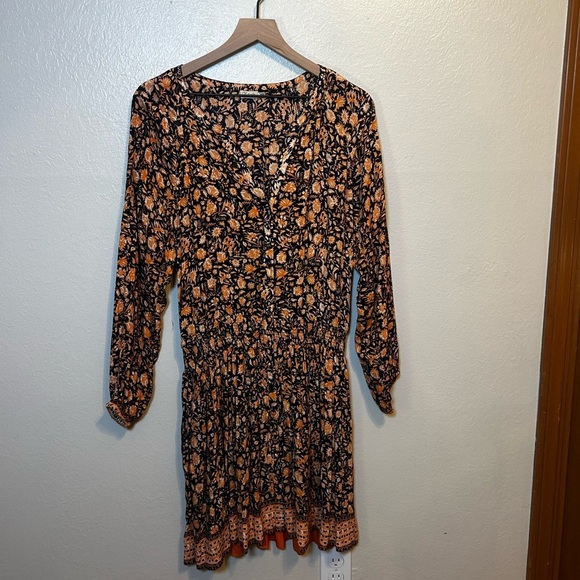 Faherty Reva Floral Smocked Waist‎ Long Sleeve Mini dress - Picture 2 of 8